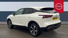 Nissan Qashqai 1.3 DiG-T MH N-Connecta 5dr Petrol Hatchback